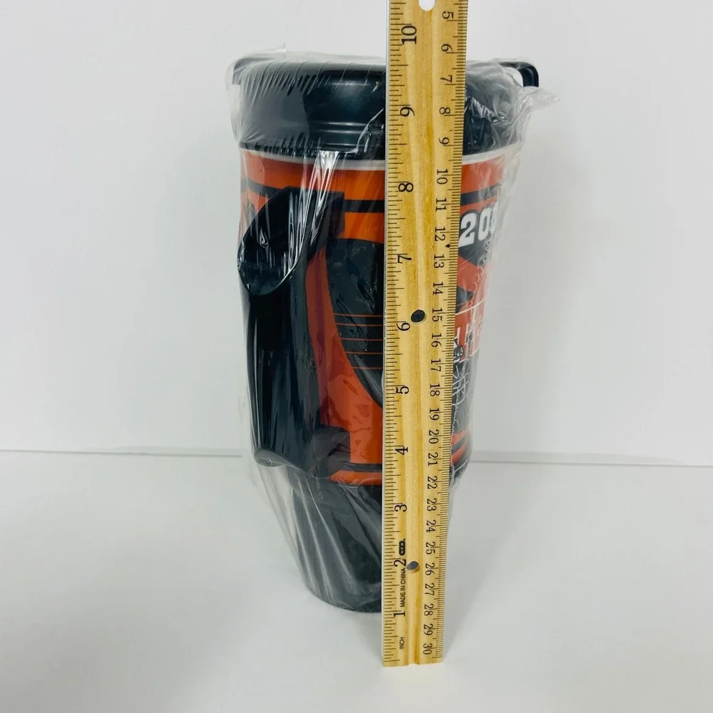 Texas Longhorns Travel Mug OS 2005 National Champions Orange NCAA Whirley NEW